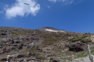 ロープウェイ駅山頂駅付近から見た茶臼岳